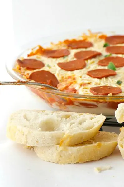 Vegan Pepperoni Pizza Dip - 20 minutes to make and only 7 ingredients!