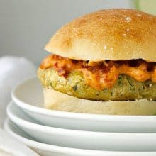 Pesto Veggie Burgers are made with basil, chickpeas, pine nuts, and lots of other great, tasty ingredients!