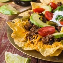 Vegan Loaded Nachos - try these flavorful and easy vegan nachos any night (or day) of the week!