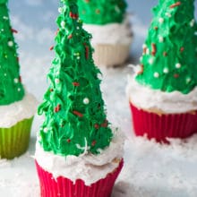 Christmas Tree Cupcakes for your holiday baking enjoyment and your festive party platters!