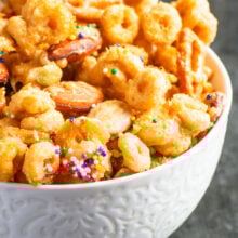 Sweet Cheerio Snack Mix