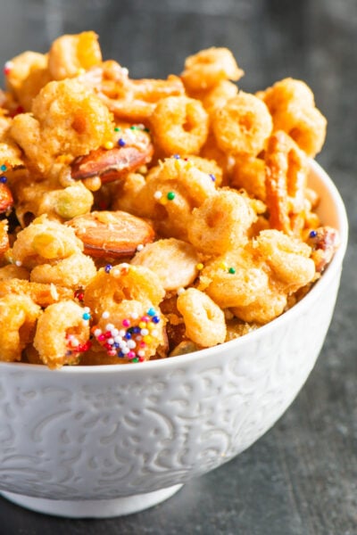 Sweet Cheerio Snack Mix
