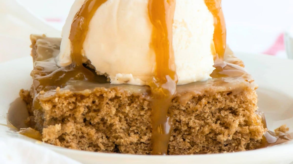 Indulgent Cinnamon Roll Poke Cake