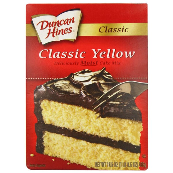 a box of duncan hines yellow cake mix