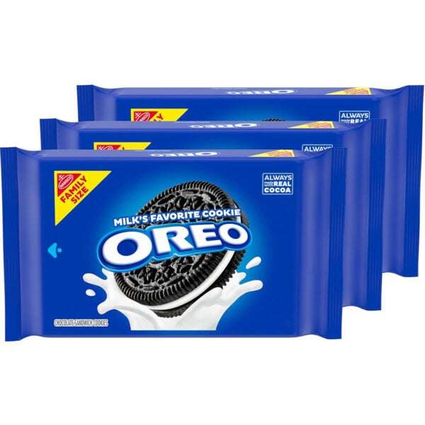 a pack of oreo cookies